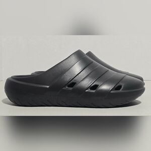 Adidas Adicane Clogs ~ Mens Sandals Size US 6 (W-sz 7) #HQ9918 Black New In Box